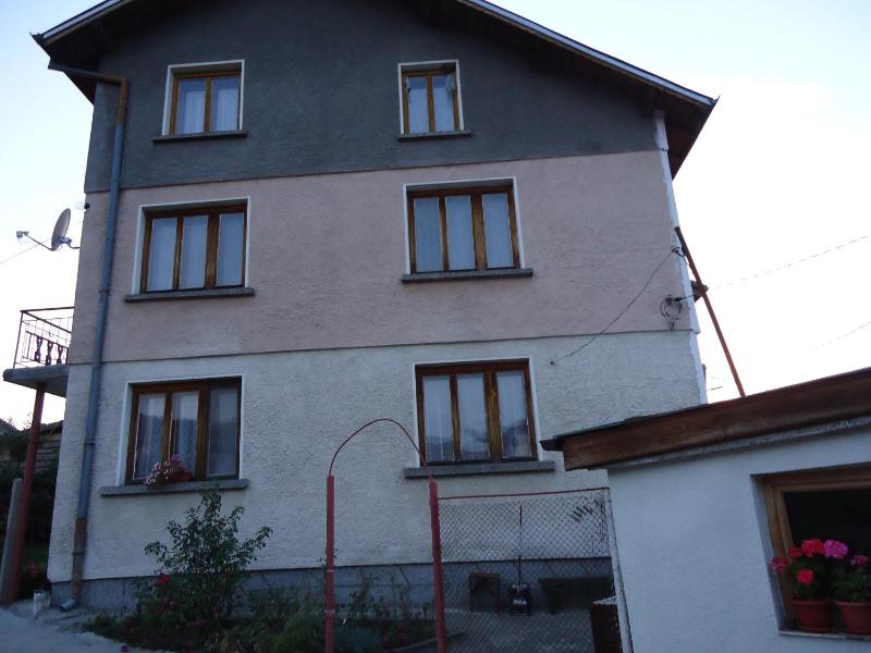 Villa image 2