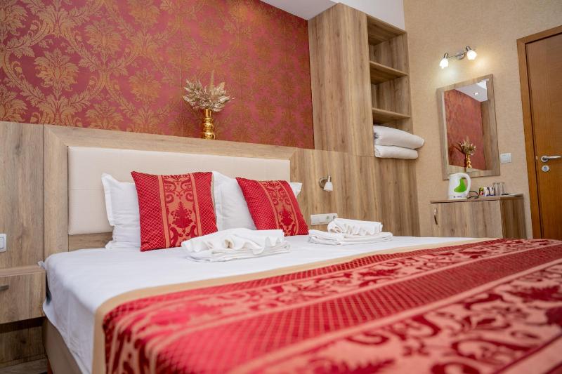 Budget Double Room image 2