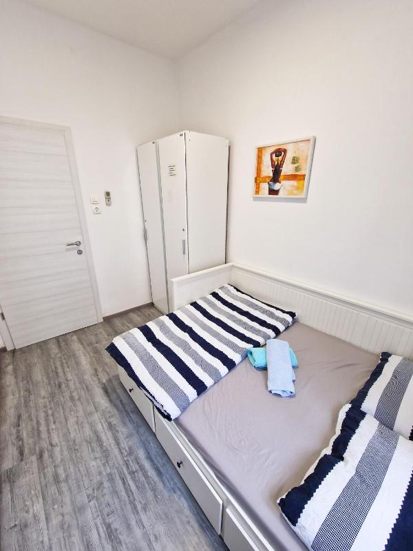 CroParadise Hostel - image 14