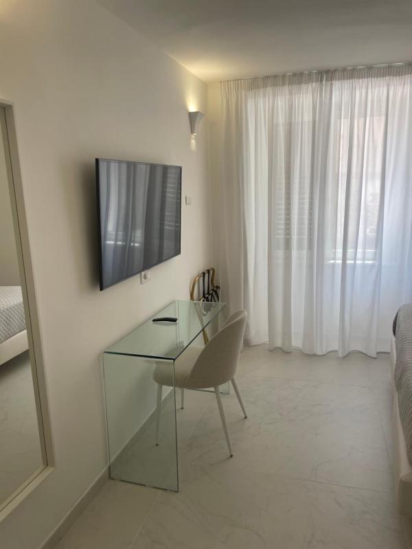 Amalfi Suite Boutique Hotel - image 16