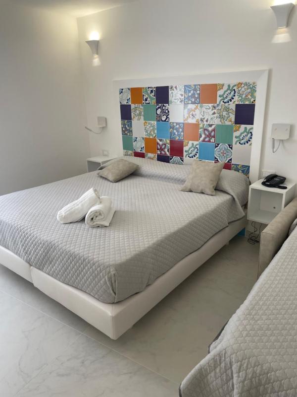 Amalfi Suite Boutique Hotel - image 4