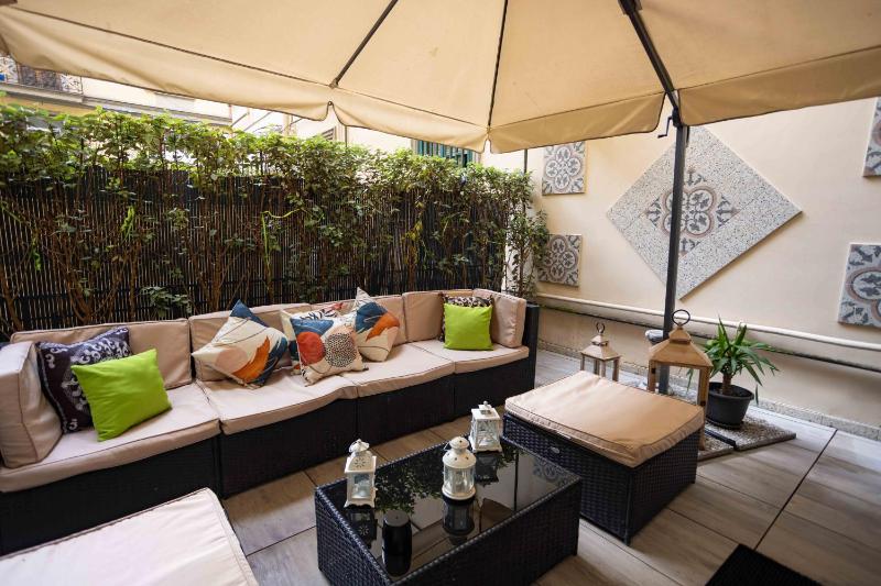 Double Room with Terrace image 4