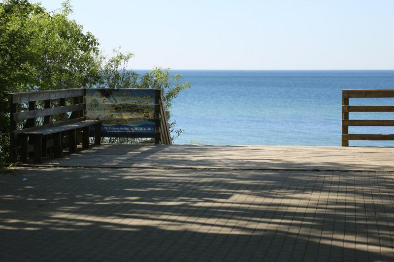 Apartament Szafirowy od strony morza 119- Perłowa Przystań Holiday City - image 3