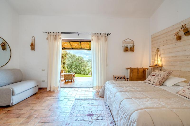 Superior Double Room image 4