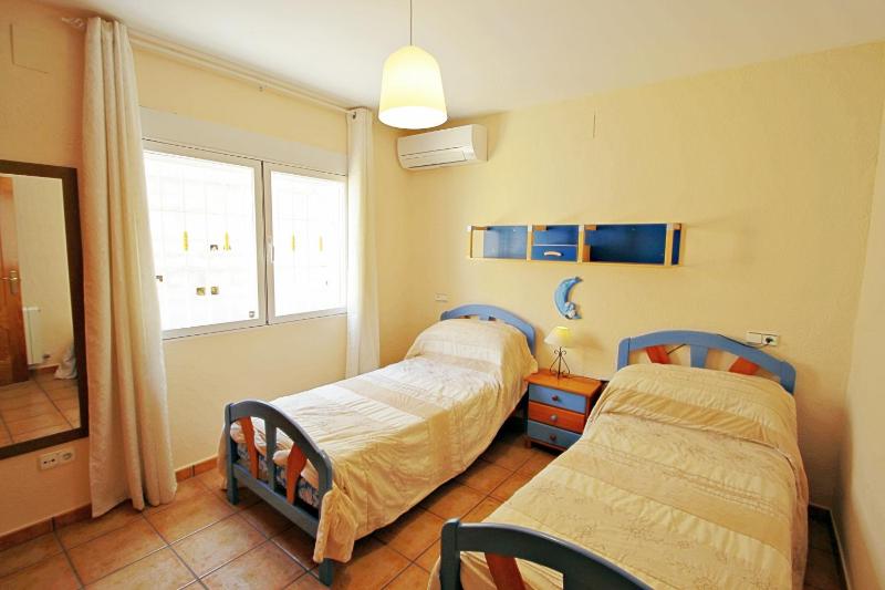 Angevic - a delightful villa located in the town of Moraira - image 16