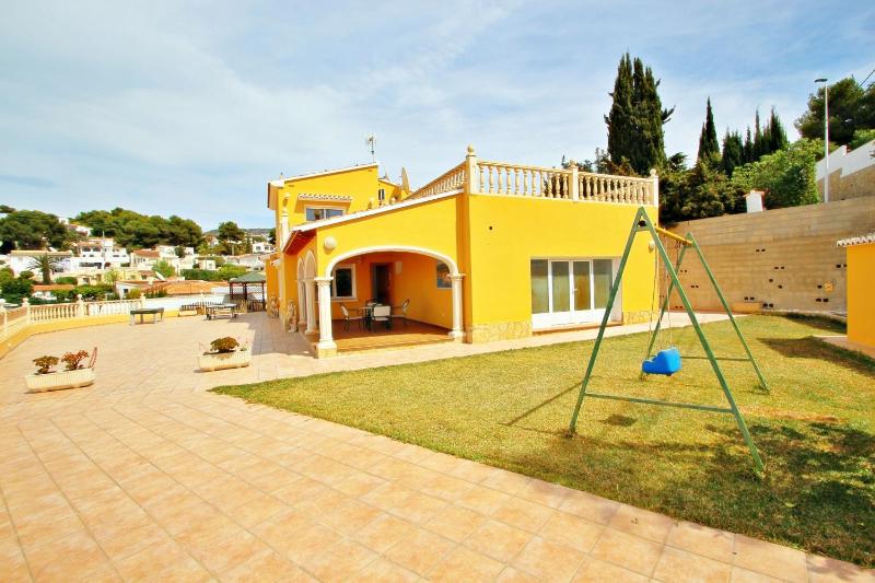 Angevic - a delightful villa located in the town of Moraira - image 26