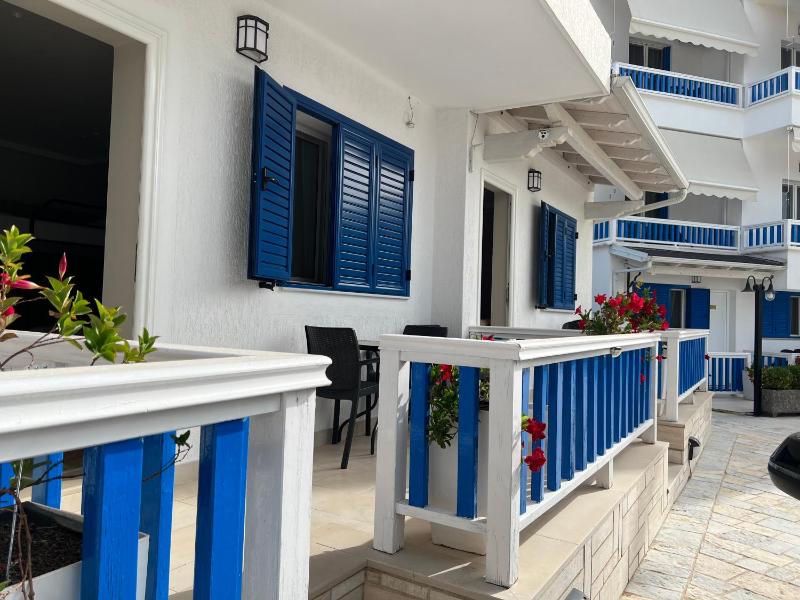 Standard Triple Room image 3