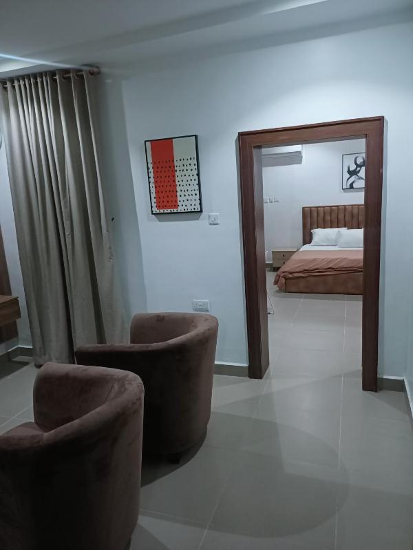 1 bedroom apartment - image 1