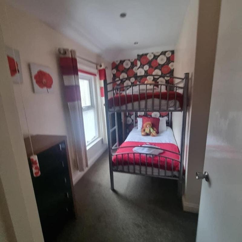 Family Suite with Balcony image 4