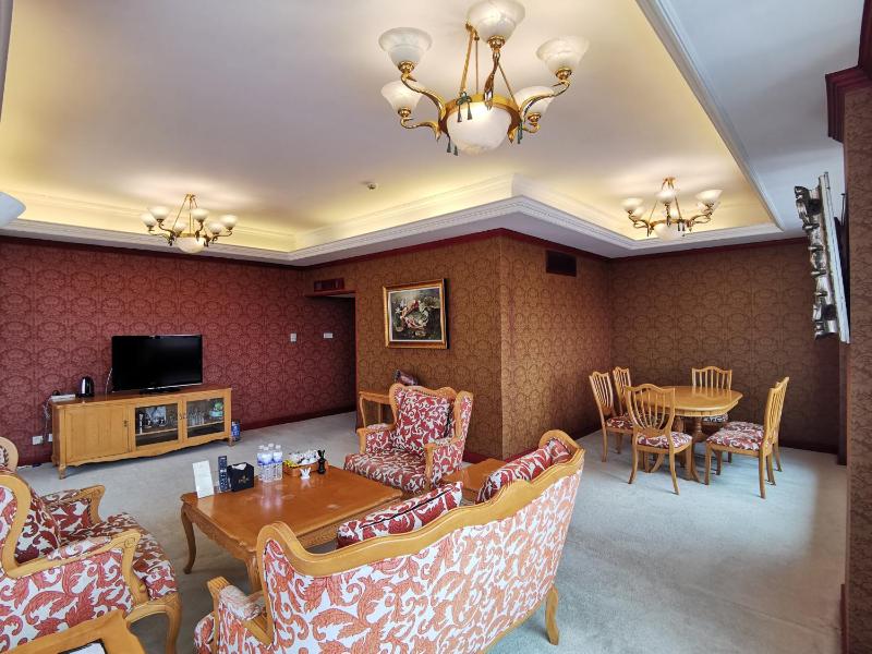 Qingdao Oceanwide Elite Hotel - image 24