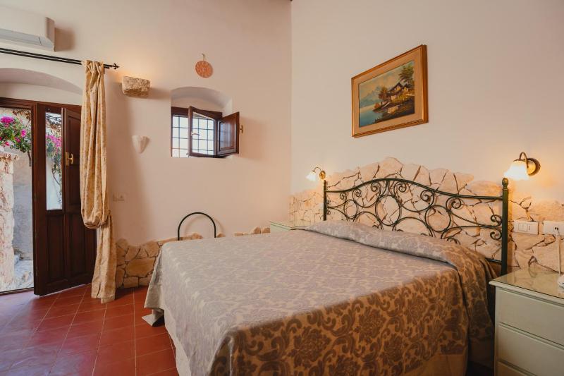 Double Room Classic image 3