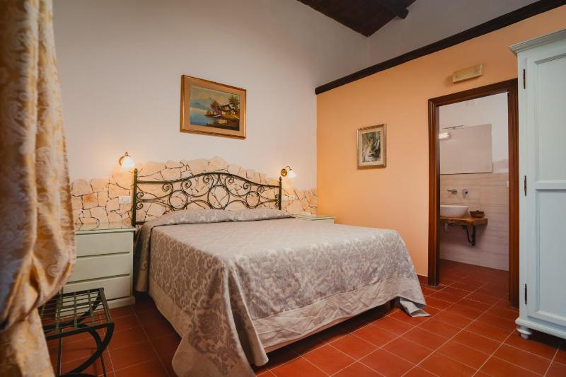 Double Room Classic image 1