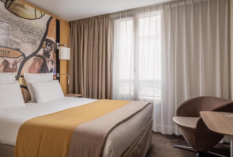 Superior Double Room image 1