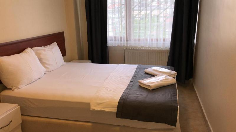 Double Room with Private Bathroom image 2
