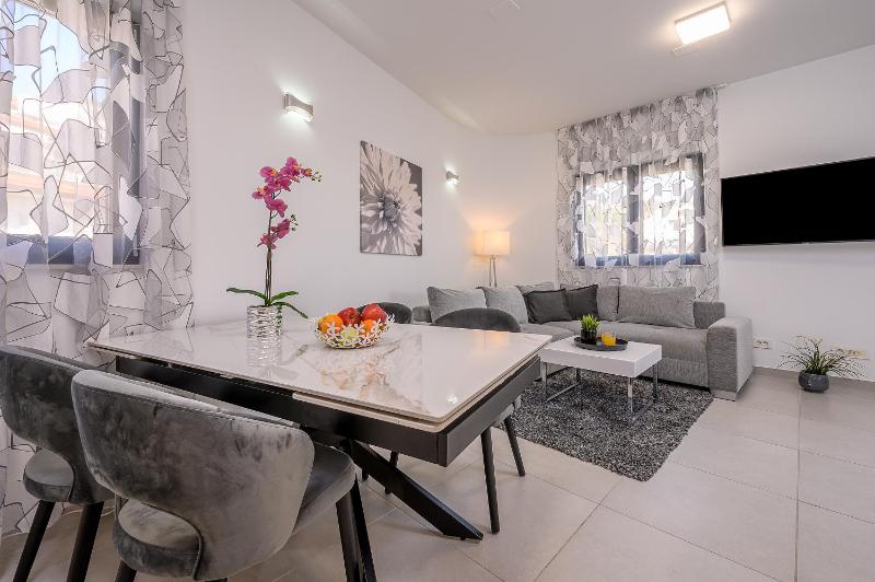 Apartment image 1