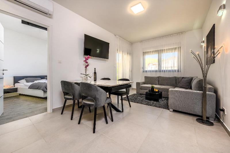 Apartment image 1