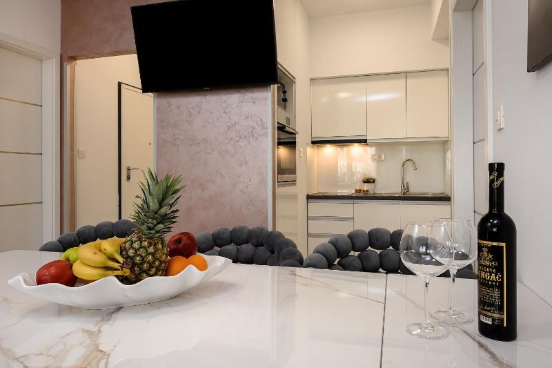 Apartment image 4