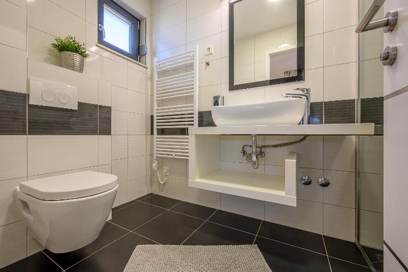 Apartment image 2