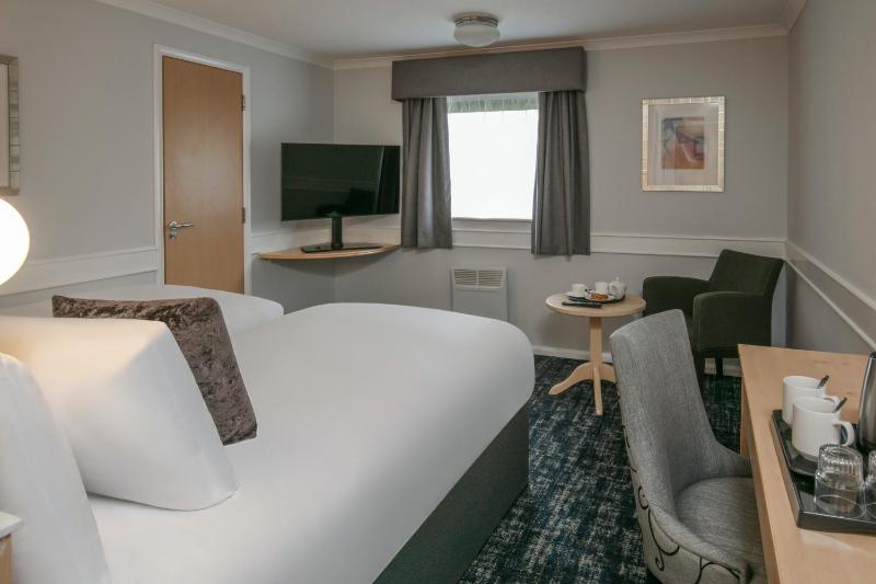 Standard Twin Room - Non-Smoking image 1