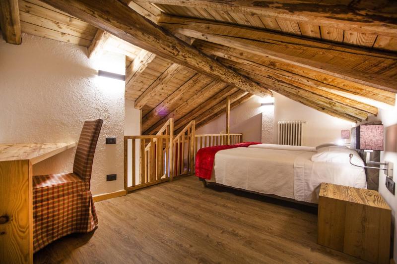 Quadruple Room image 2