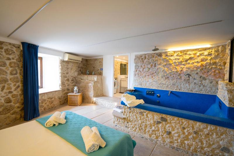 Luna Exclusive Apartment - image 33