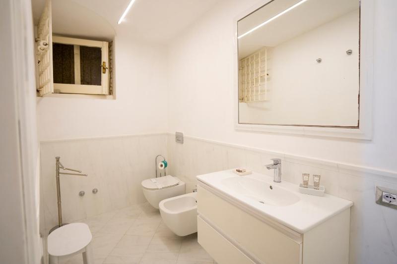 Luna Exclusive Apartment - image 21