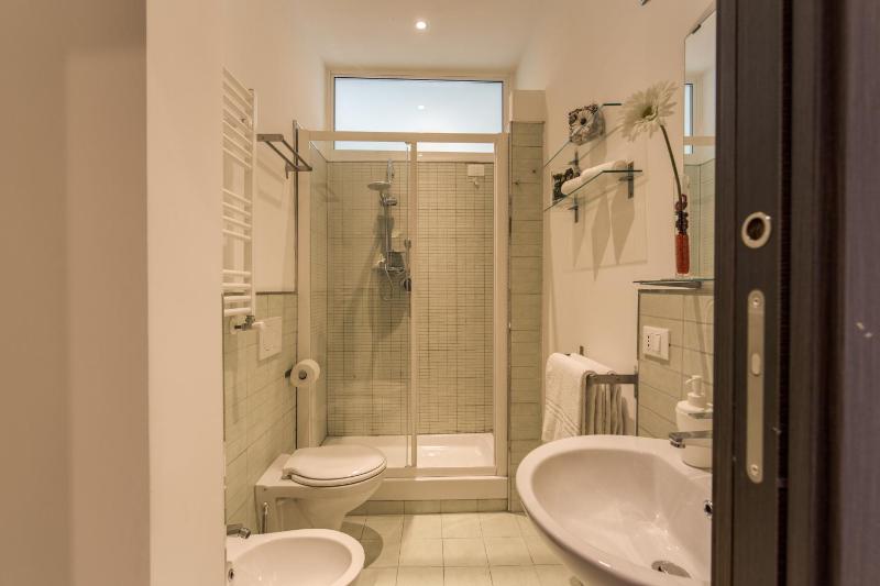 Double or Twin Room with Private External Bathroom image 3