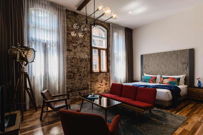 Clare Suite image 1