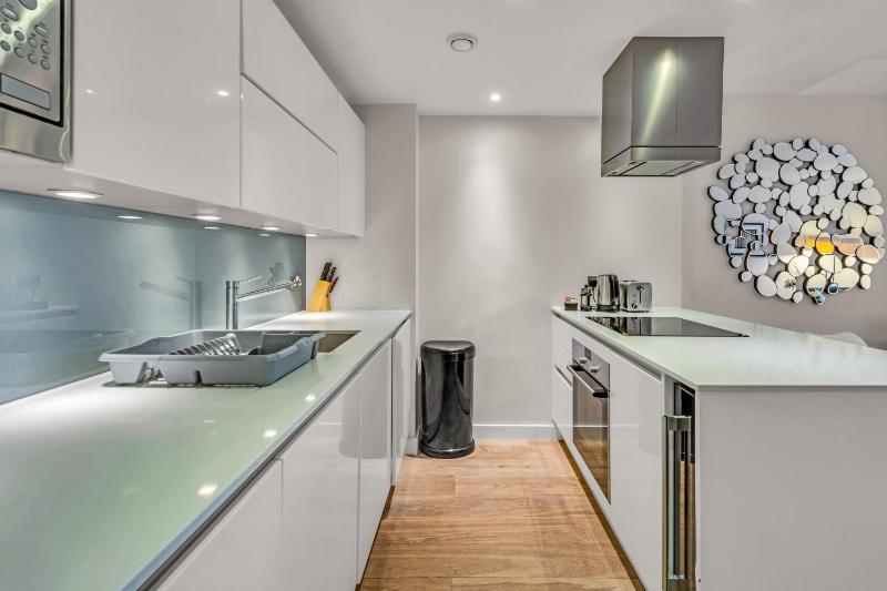Two-Bedroom Apartment image 4