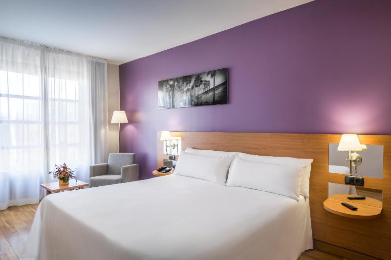 Superior Double Room image 4