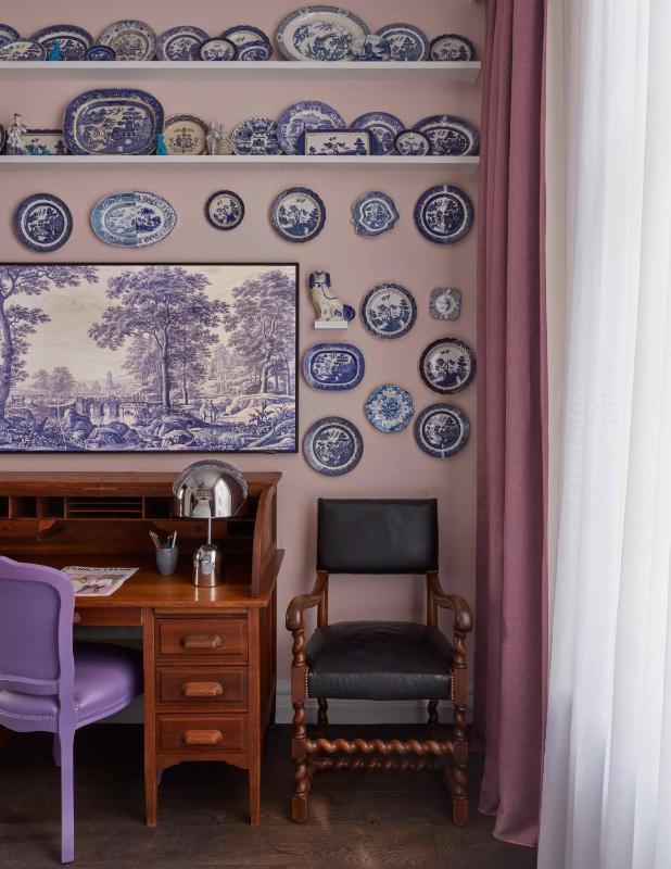 Porcelain Collectors Suite image 4