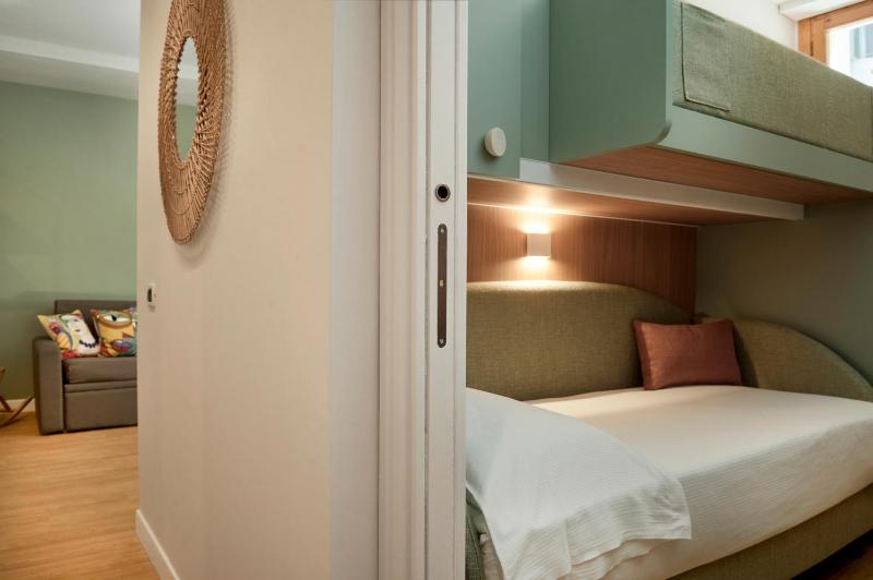 Family Junior Suite image 4