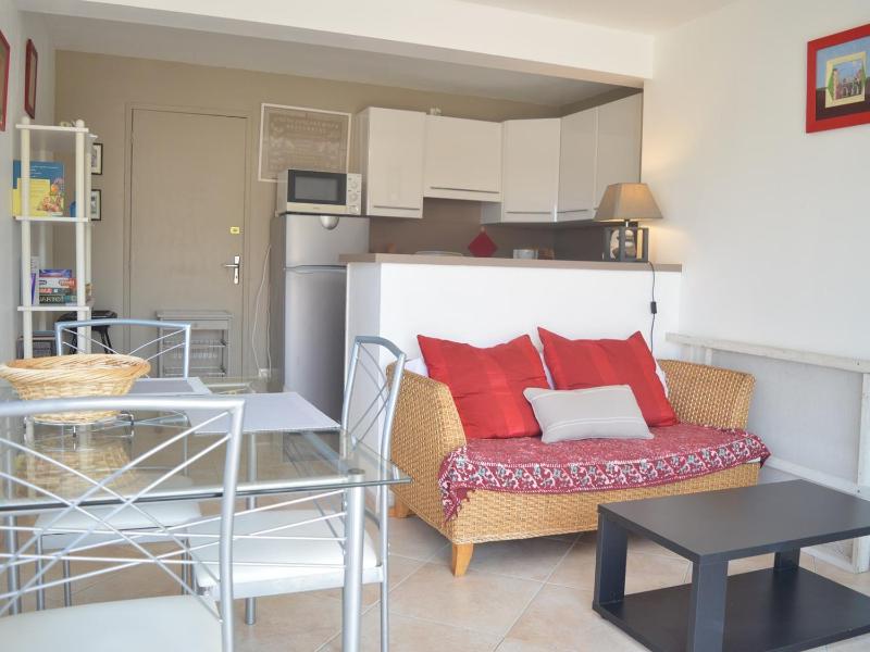 Coquette Villa 2P avec Jardin et Terrasse à Banyuls-sur-Mer - FR-1-225C-63 Images
