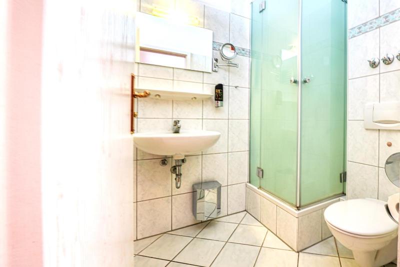 Double Room - Annex image 2