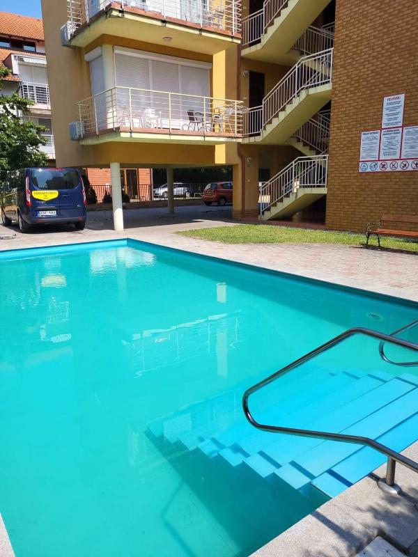 Balaton Beach Apartman - image 35