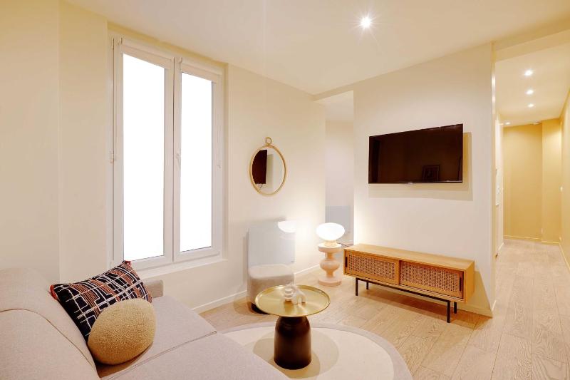 Elegant apartment - 1BR/2P - Arc de Triomphe - image 7