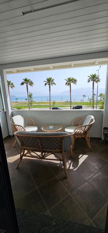 Suite with Hot Tub image 3
