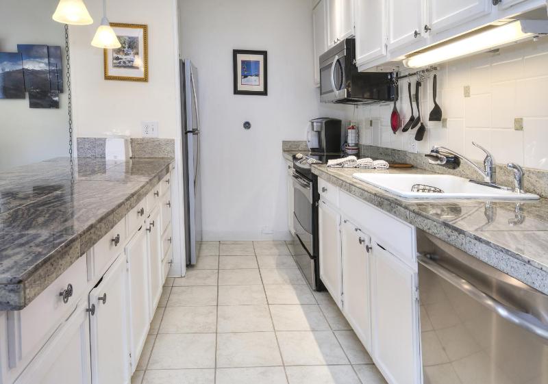 Vantage Point #307 condo - image 7
