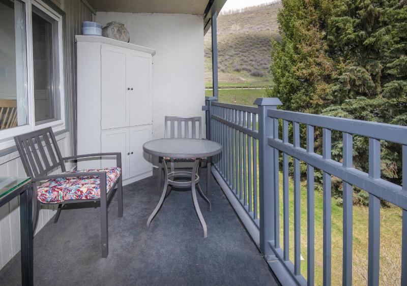 Vantage Point #307 condo - image 6