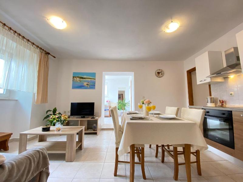 Apartments MATICIC - image 18