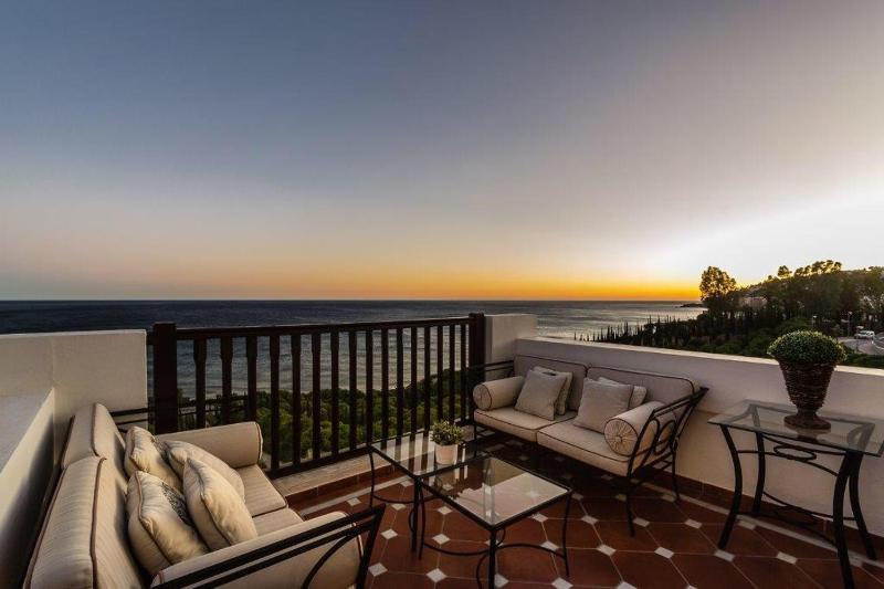 Penthouse Paradise - image 18