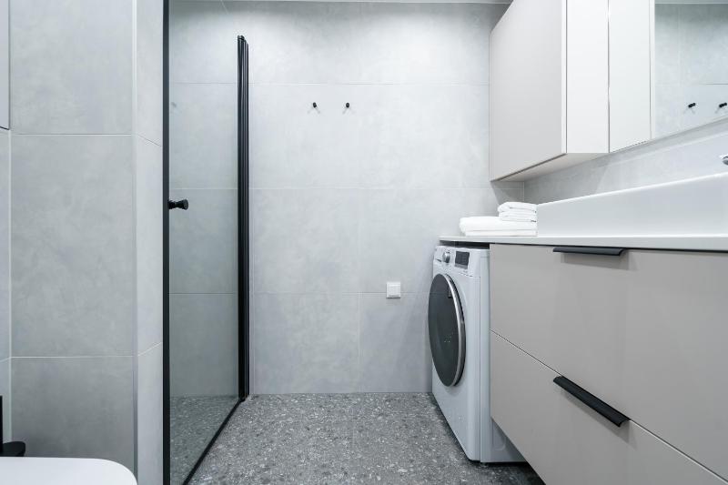 Dream Stay - Modern Design Apartments with Balcony & Free parking - image 14