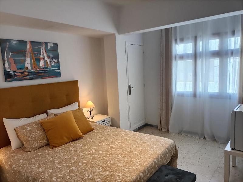 TARAJALLUXURYROOM Images