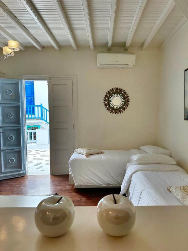 Le Coq Apartments - image 8