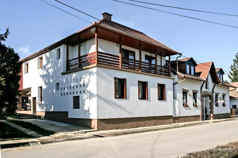 Credo Panzió Images