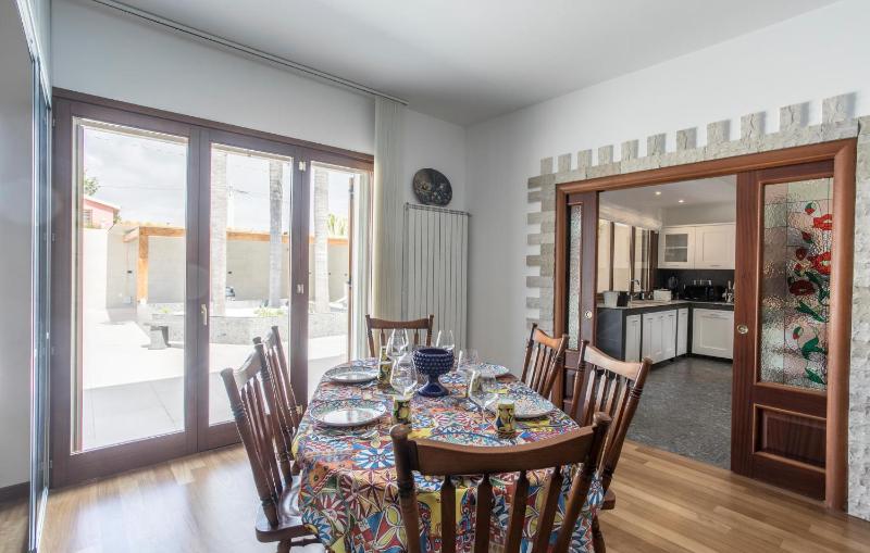 Amazing Home In Punta Milocca - image 15