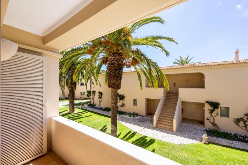 Vila Palmeira Beach Resort - image 34