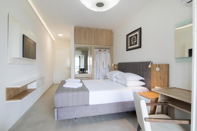 Standard Double Room image 1