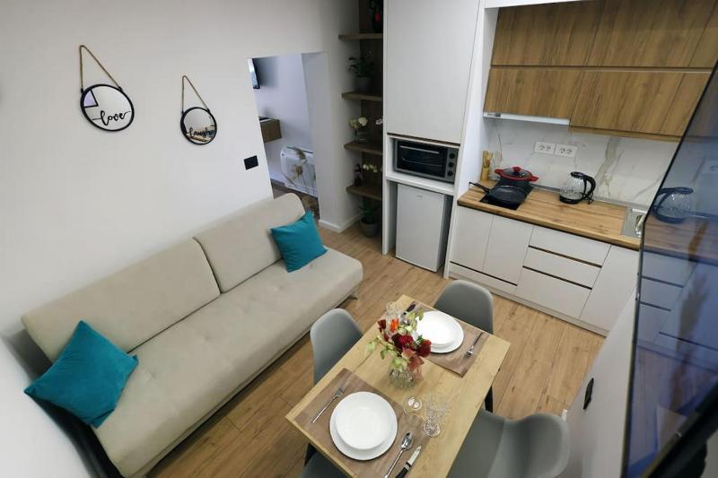 Magda Studio 2 in Berat Centre - image 8