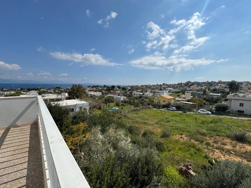 Quadruple Room image 3